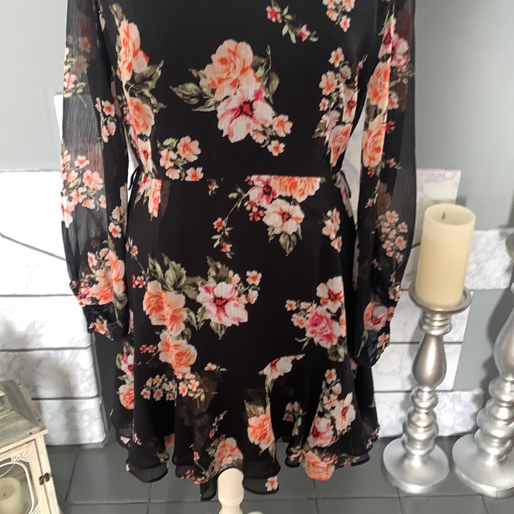 Bar III Dress - Picture 4 of 9